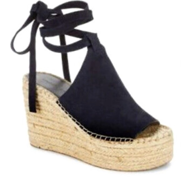 Brand New. Never used. Suede Navy Blue Sandals. Size 6.5. Beautiful! - Picture 4 of 4